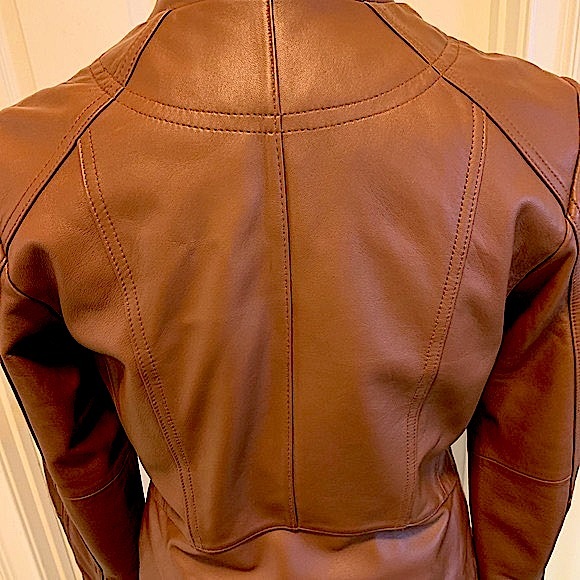 Genuine lamb leather Eddie Bauer jacket in great condition, soft to the … - Picture 7 of 11
